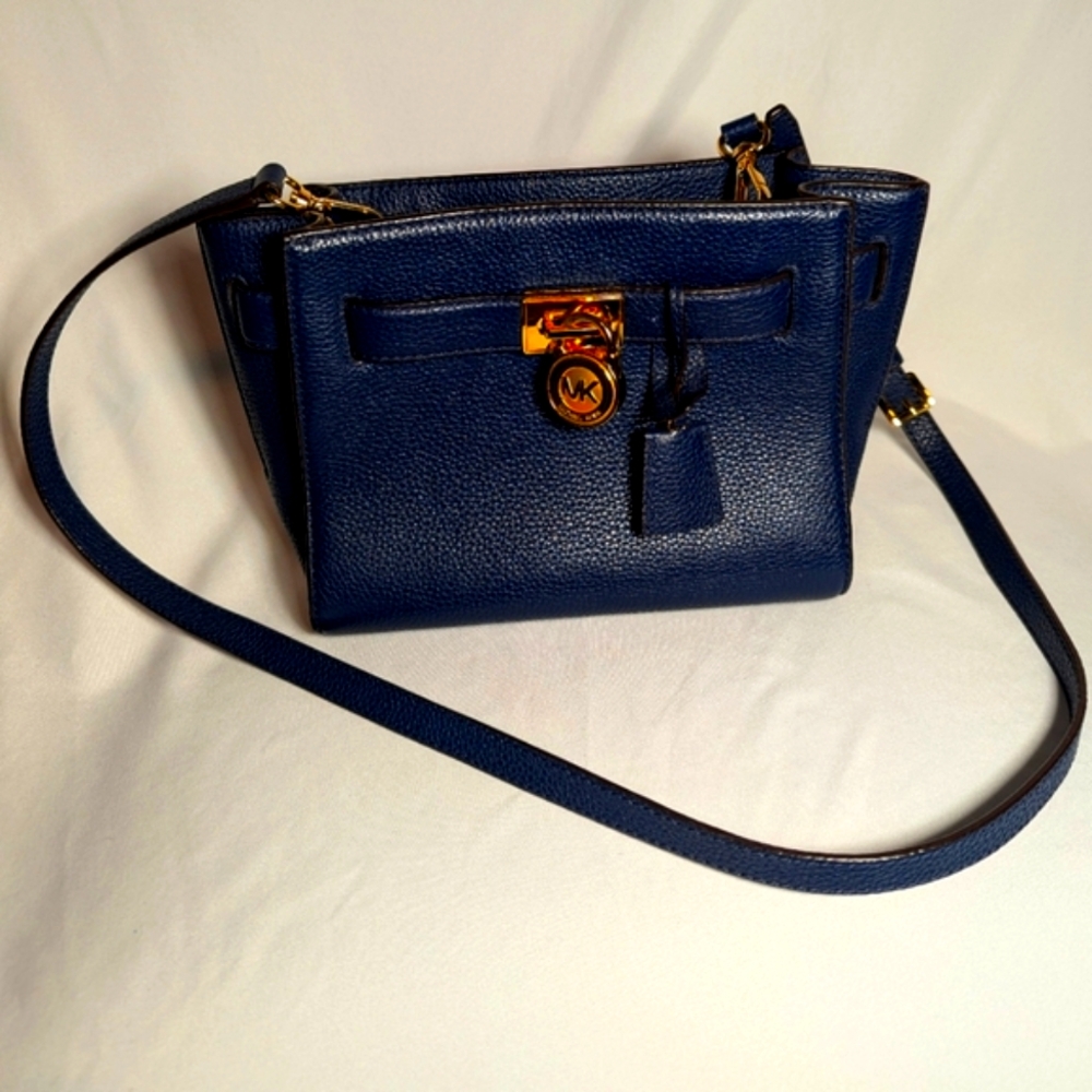 Michael kors sling bag blue